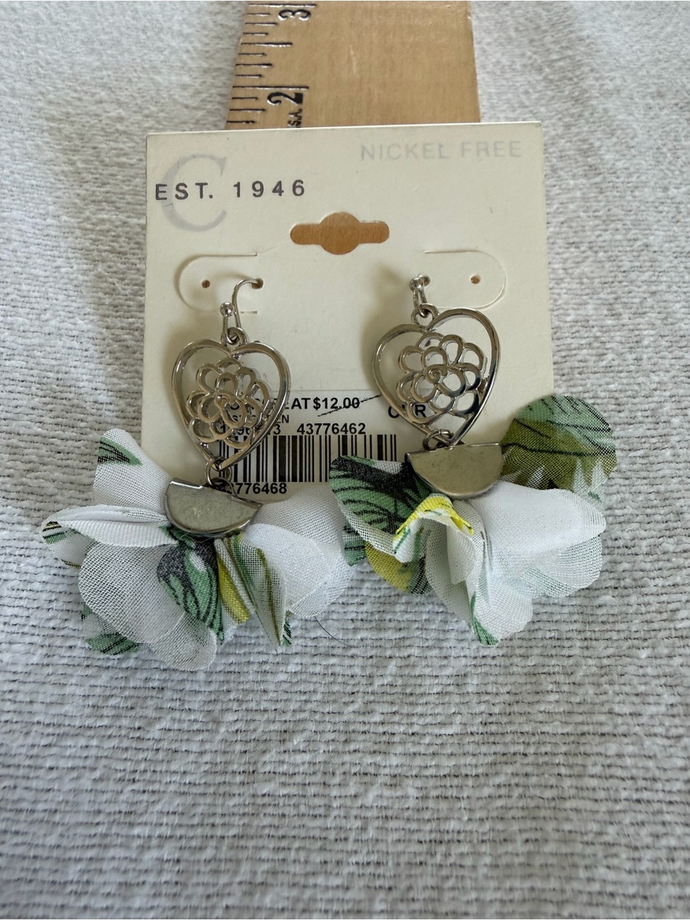 Floral Heart Dangle Earrings Cottagecore Boho Style - Picture 2 of 3